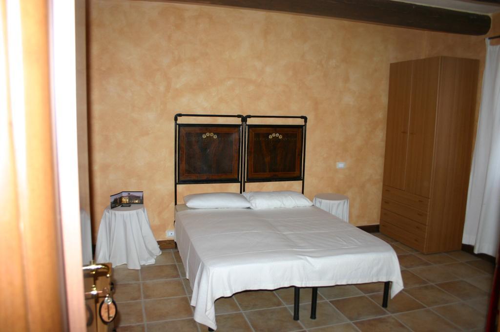 Agriturismo Monastero Di San Biagio Nocera Umbra Pokoj fotografie